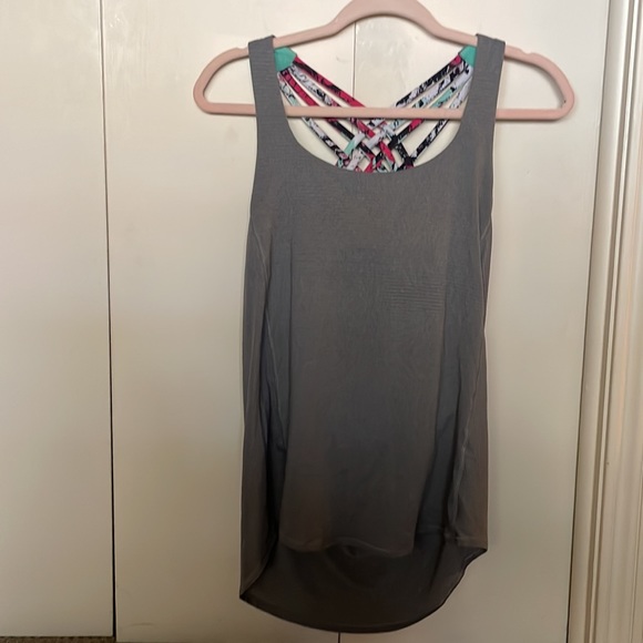 Lululemon free to be wild bra/tank bundle - size 4 - Picture 8 of 8